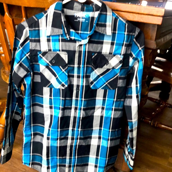 Never worn Tony Hawk button down long sleeve shirt - Picture 1 of 1